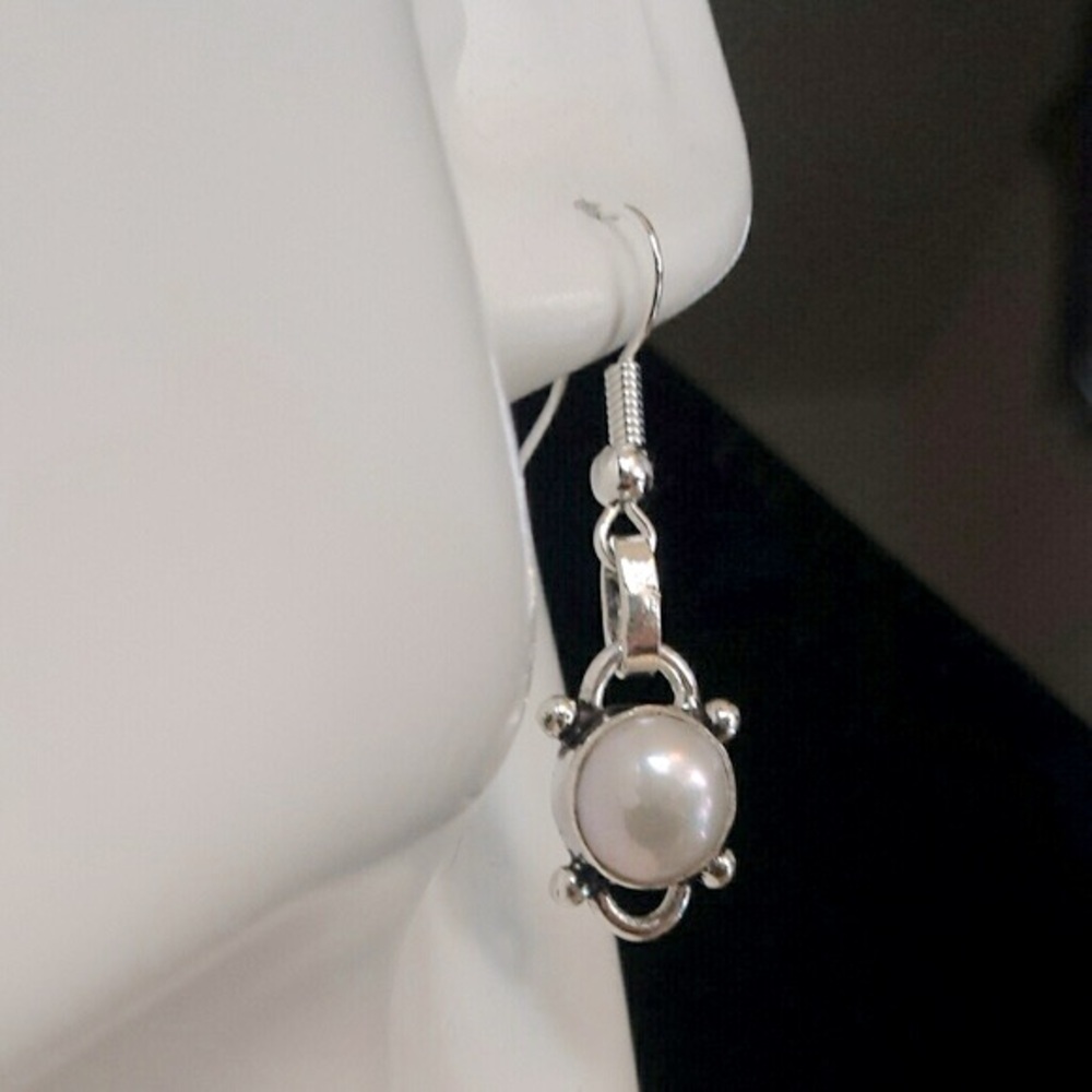 Genuine White Pearls Elegance in Silver